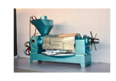 Coconut oil press machine by Vos