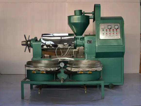 Automatic oil press machine by Vos